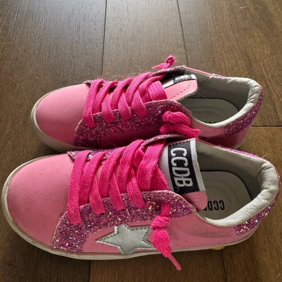 Boutique Kids Pink Glitter Sneakers (Golden goose look a like!) - Picture 4 of 6
